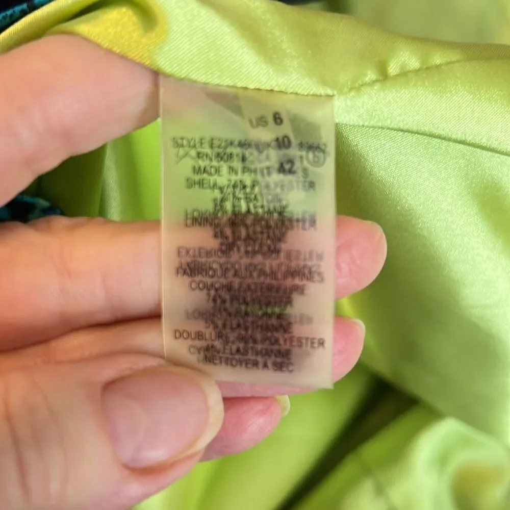 T Tahari navy blue sheath w/print band green & blue zipper & green lining - Picture 14 of 15